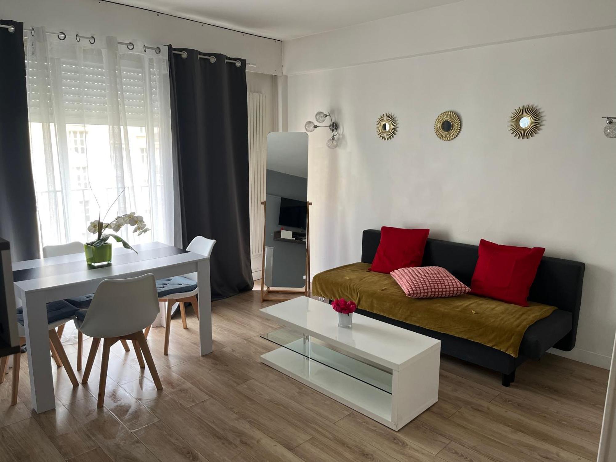 Bel Appartement Proche Tour Eiffel Paris Exterior photo